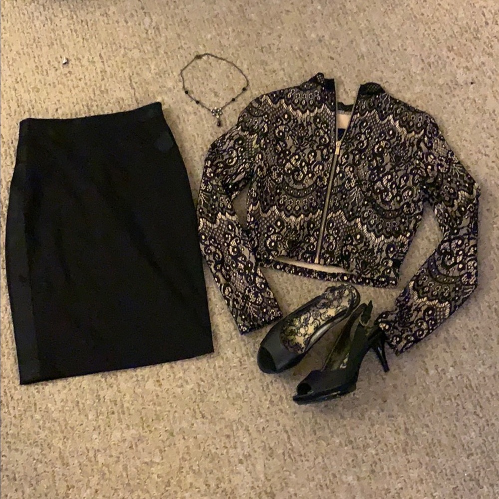 Bebe brand black skirt